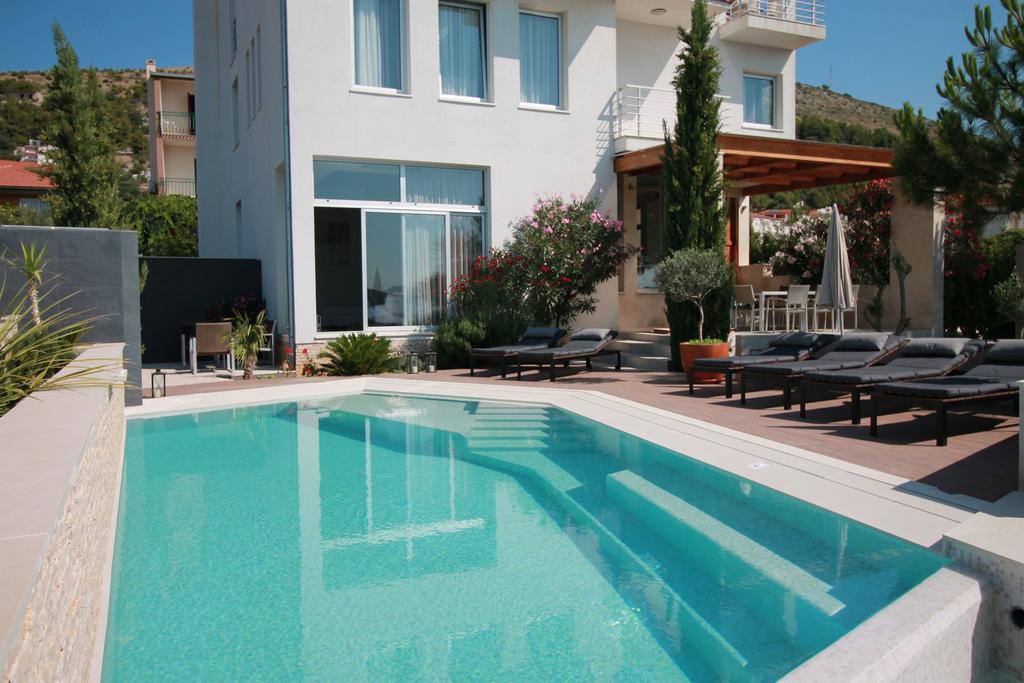 Apartments Marer Трогир Экстерьер фото
