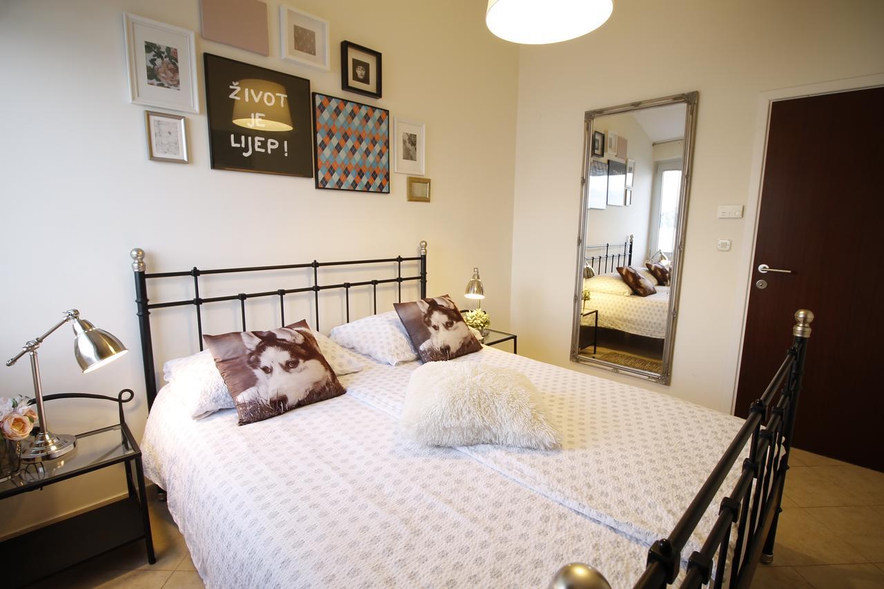 Apartments Marer Трогир Экстерьер фото